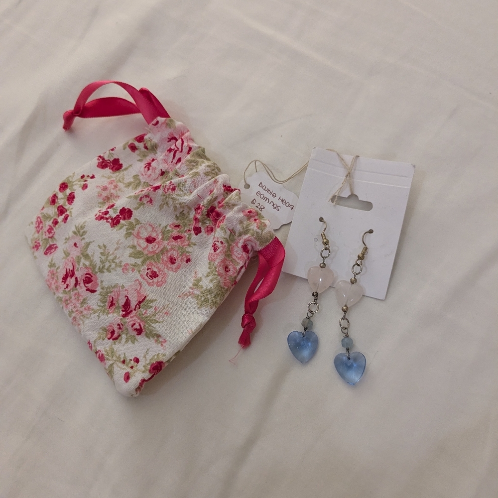 heart earrings